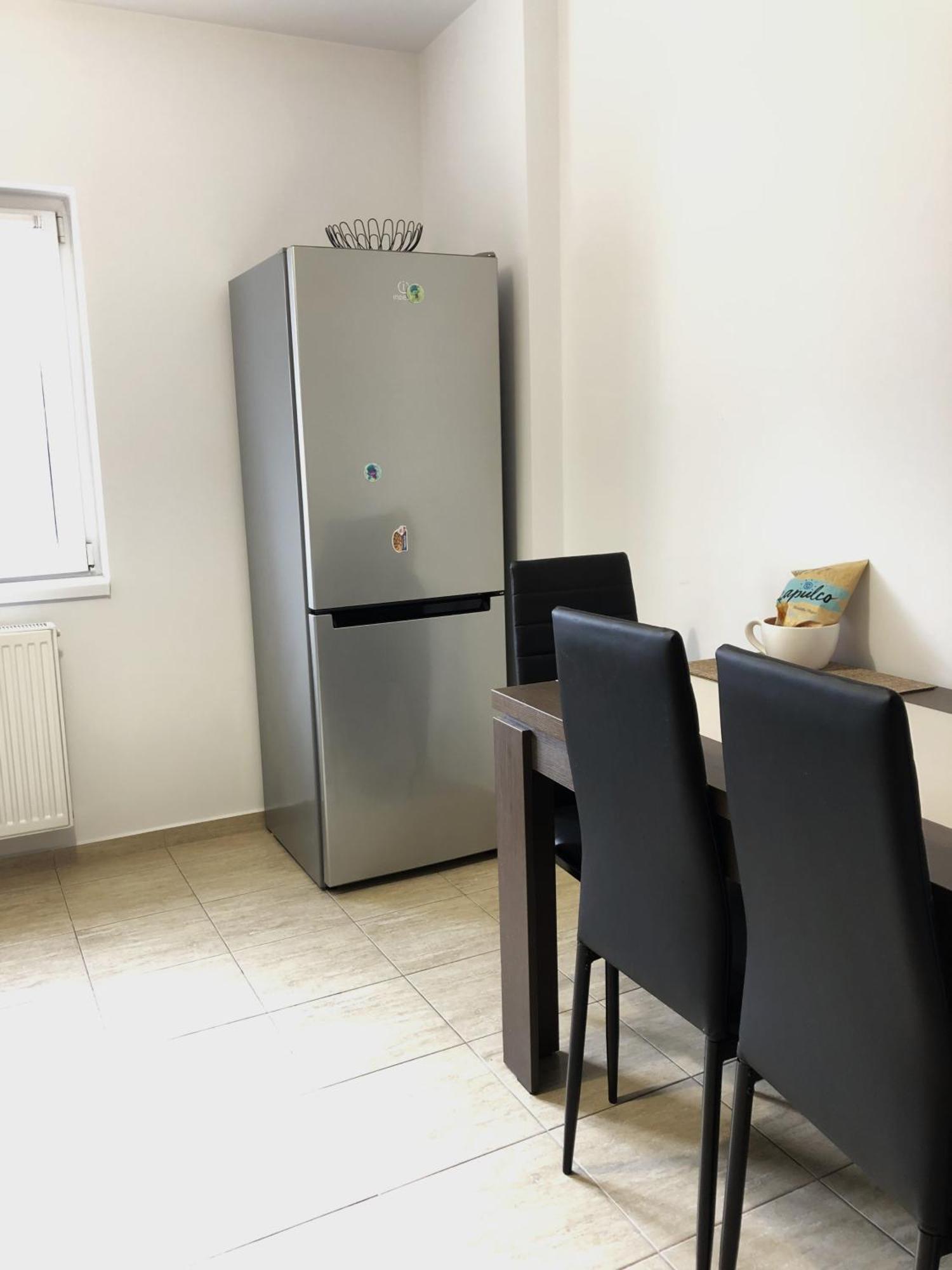 Adrian Home Libra Ploieşti Kültér fotó